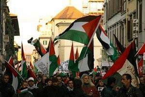 Palestina, presidio davanti alla sede Rai di Firenze 