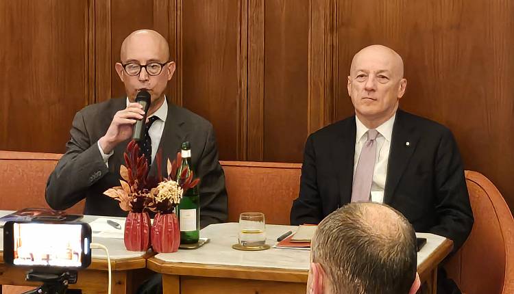 Presentazione del libro di Stefano Bisi al Gabinetto Vieusseux