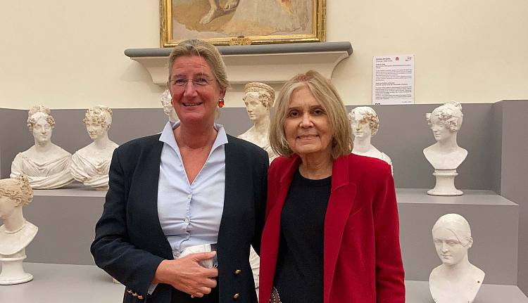 Gloria Steinem in visita alla Galleria dell'Accademia