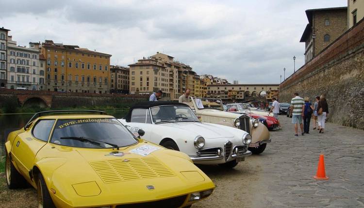 Evento Parata di auto d'epoca a Ponte Vecchio Piazzale del Poggio Imperiale