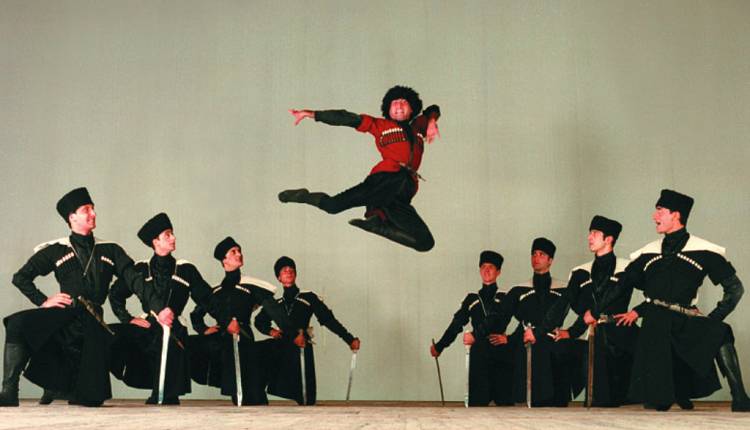 Evento Vainakh, balletto nazionale della Cecenia  Piazza Santa Maria Novella