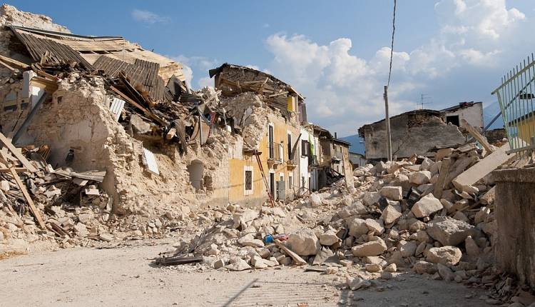Firenze per il terremoto: cosa si può fare per aiutare le vittime del sisma