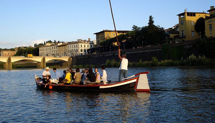 Evento Firenze vista dall’Arno con i Renaioli Società Canottieri Firenze