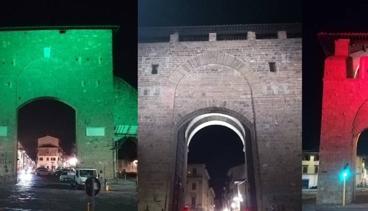 150° della Breccia di Porta Pia, porte tricolori a Firenze: le foto