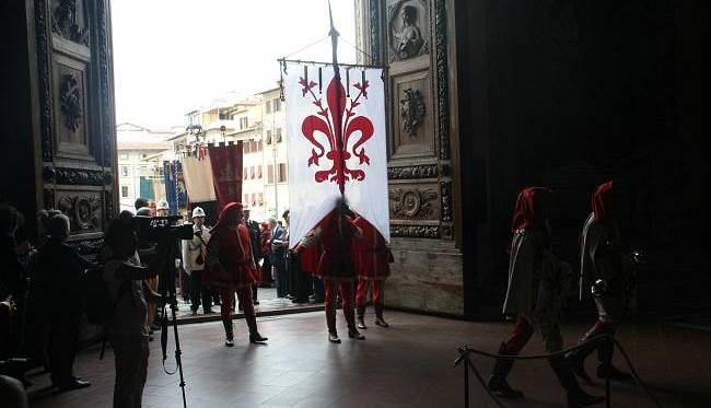 Dante: per il 25 marzo restaurato il cenotafio a Santa Croce