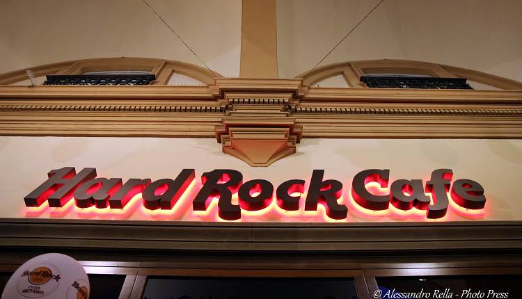 Hard Rock Cafe Firenze, il 2022 si apre con la live music