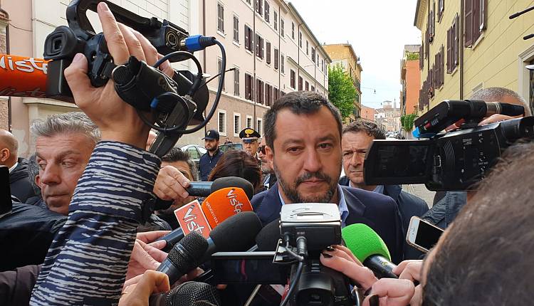 Salvini in Versiliana: una domenica ad alta tensione
