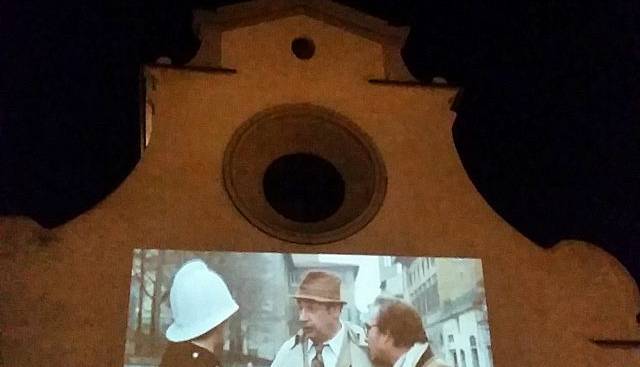 Evento Tre passi per Firenze: Tour del cinema Oltrarno + Aperitivo Piazza Santo Spirito