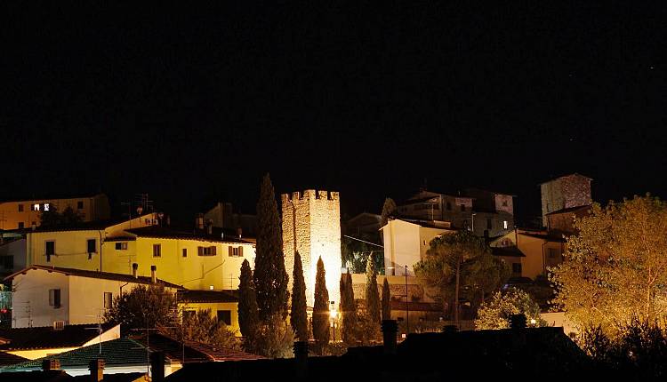 Evento Appuntamenti culturali in notturna nel Castello di Signa  Castello di Signa 