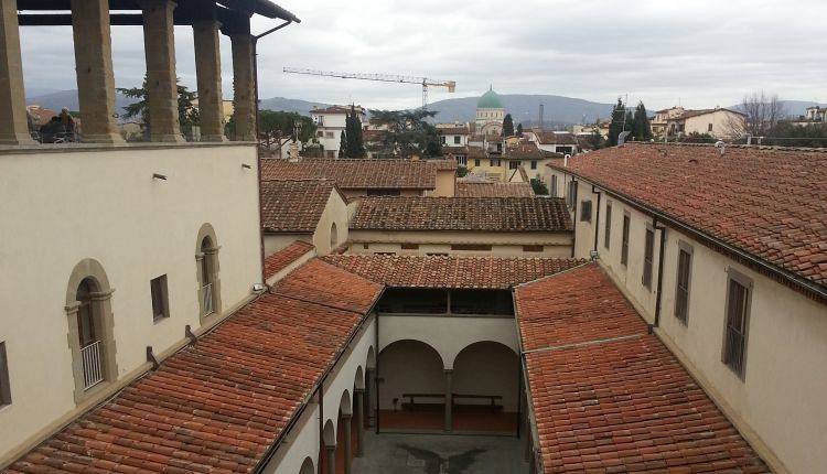 Evento Visita guidata: Storia di un orfanotrofio unico al mondo Piazza Santissima Annunziata