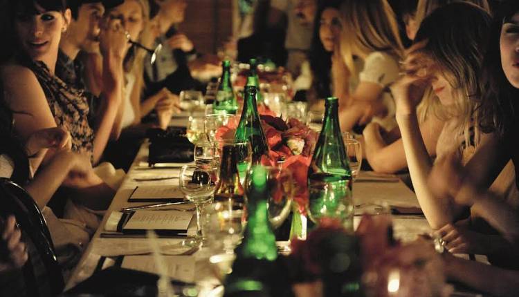 Evento Cena tra perfetti sconosciuti Fermata 36 rosso