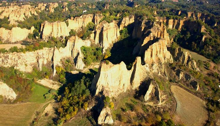 Evento Escursione guidata alle Balze del Valdarno Andare a Zonzo Trekking ed Escursioni