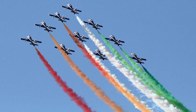 Evento Frecce Tricolori, il grande show al piazzale Michelangelo  Piazzale Michelangelo