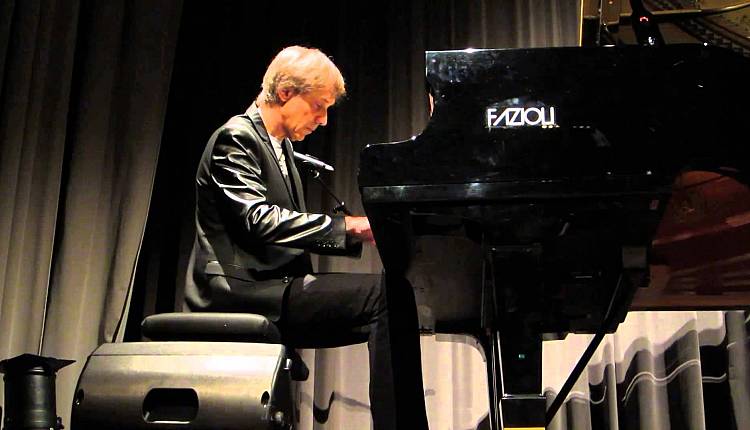 Evento Il pianoforte di Arturo Stalteri la Feltrinelli RED