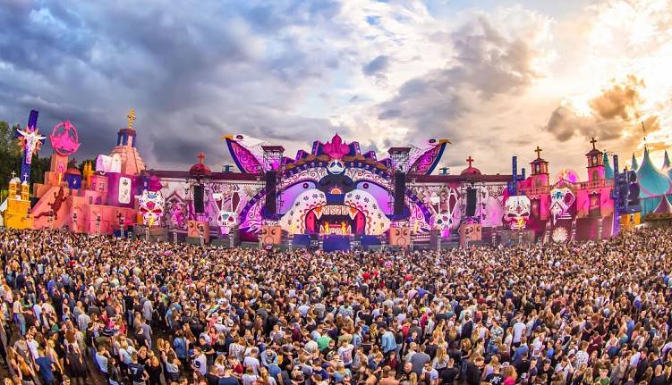 Evento Wish Outdoor Festival  Ippodromo del Visarno